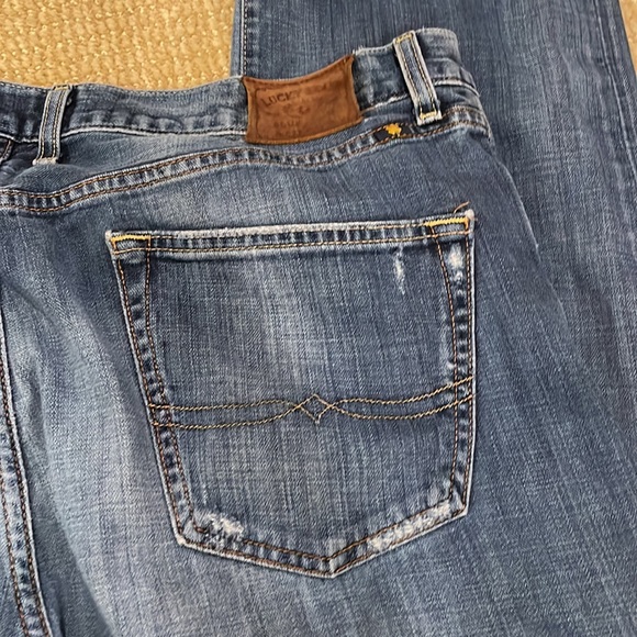 Size 38x34 Men’s Lucky Brand Jeans - Picture 12 of 14